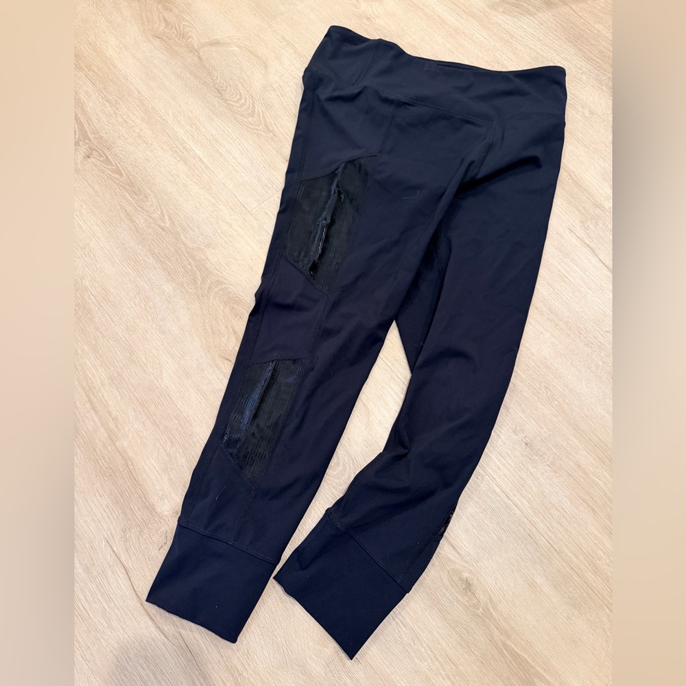 Black Leggings with cute mirage detail